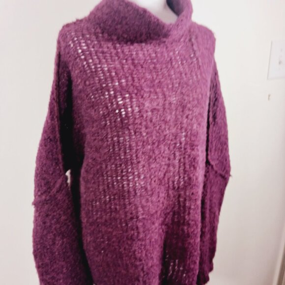 Free People, Burgundy Oversized Alpaca (89%) Nylon (11%) Sweater, Size MED, Soft - Picture 4 of 13